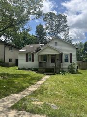 1424 Elmdale Drive, Dayton, OH 45409