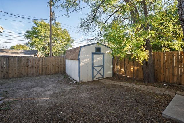 2607 15TH Avenue, Canyon, TX 79015