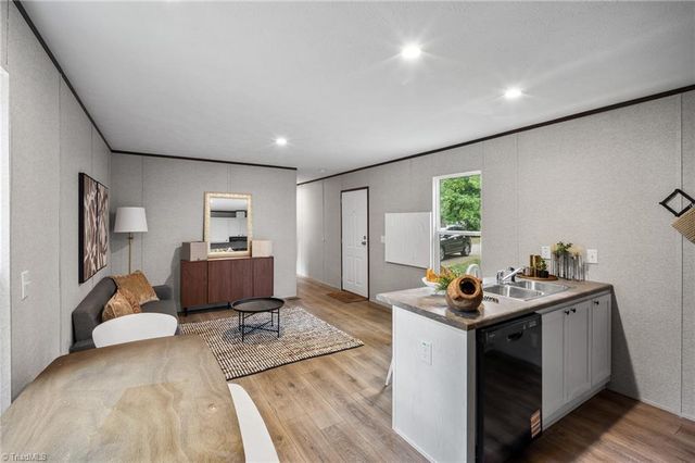 183 Casa Bella Drive, Advance, NC 27006