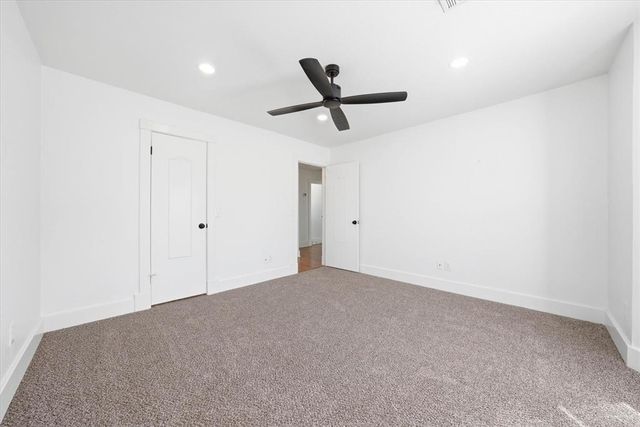 8300 S Walker Avenue, Oklahoma City, OK 73139