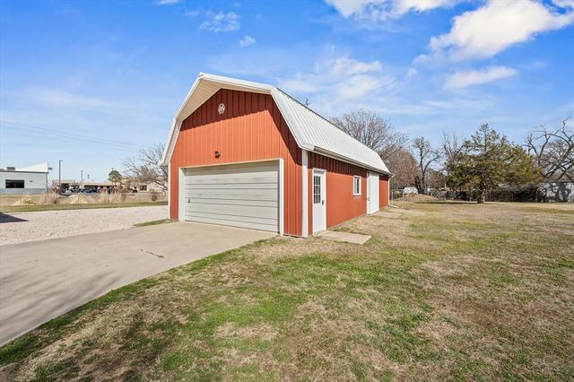 8300 S Walker Avenue, Oklahoma City, OK 73139