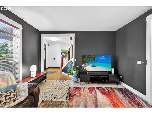 52533 Nw MARIA Ln, Scappoose, OR 97056