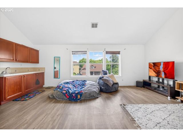 52533 Nw MARIA Ln, Scappoose, OR 97056