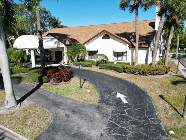 3358 Perimeter Drive 3358, Greenacres, FL 33467