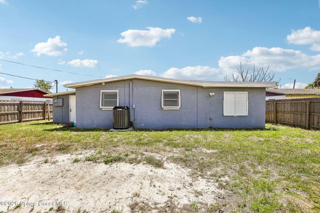 3040 Juanita Circle, Melbourne, FL 32901