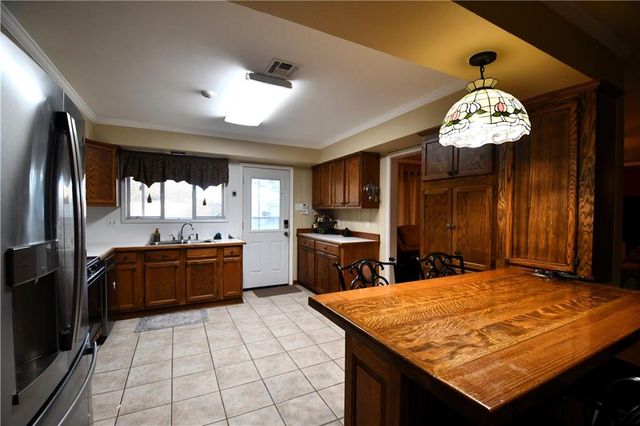 5711 NAVAHO Trail, Alexandria, LA 71301