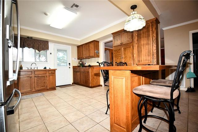 5711 NAVAHO Trail, Alexandria, LA 71301