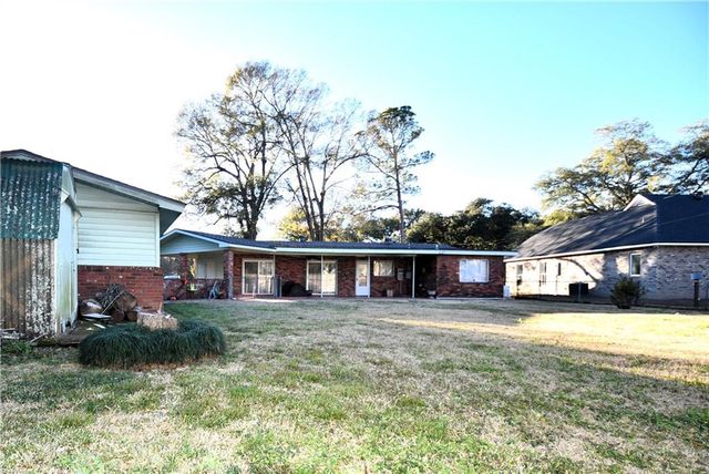 5711 NAVAHO Trail, Alexandria, LA 71301