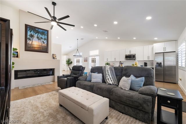 686 Pansy Place, Henderson, NV 89052