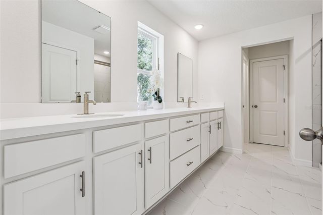 4299 DARBY COURT, Eustis, FL 32736