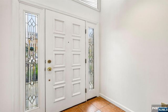 312B 13th Street 2, Palisades Park, NJ 07650
