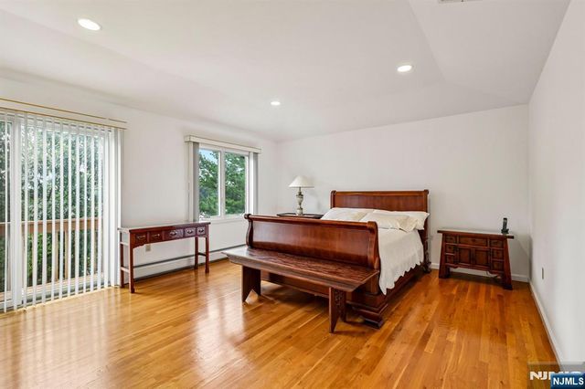 312B 13th Street 2, Palisades Park, NJ 07650