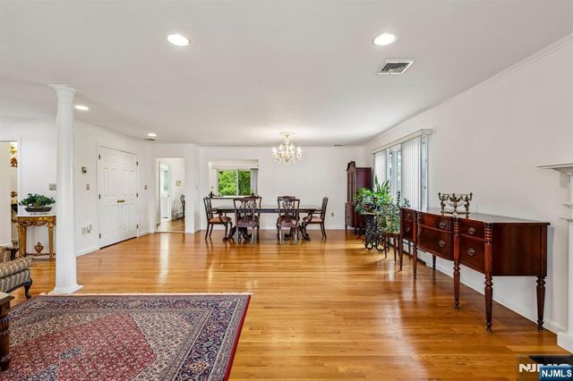 312B 13th Street 2, Palisades Park, NJ 07650