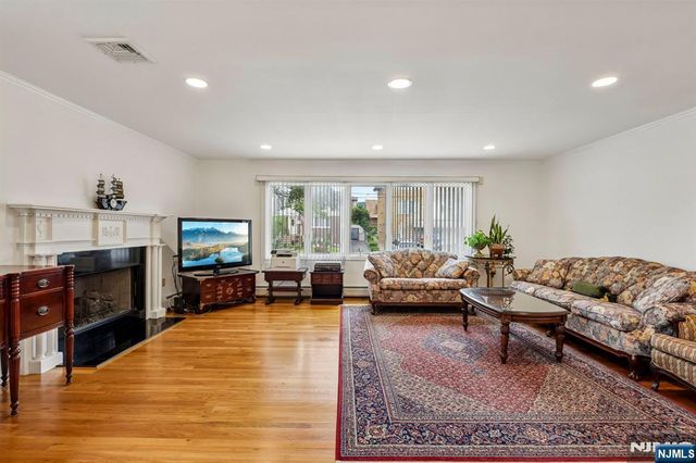 312B 13th Street 2, Palisades Park, NJ 07650