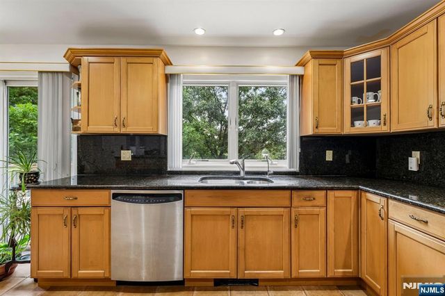 312B 13th Street 2, Palisades Park, NJ 07650