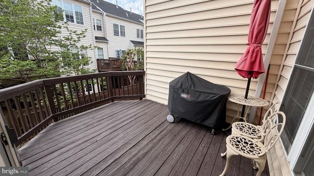 4224 LOWER PARK DR, Fairfax, VA 22030
