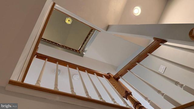 4224 LOWER PARK DR, Fairfax, VA 22030