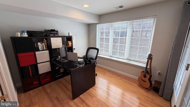 4224 LOWER PARK DR, Fairfax, VA 22030