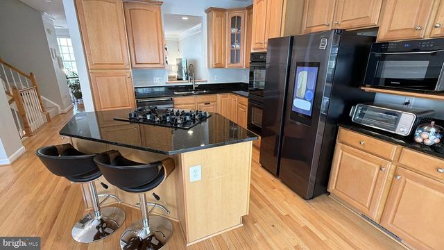 4224 LOWER PARK DR, Fairfax, VA 22030