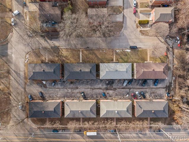 1000 Wild Cherry Lane, University City, MO 63130