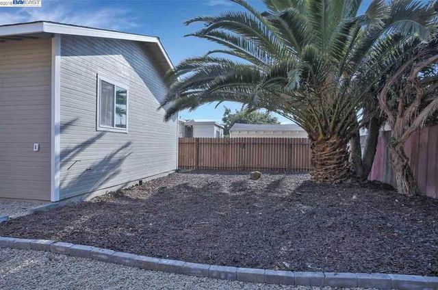 1753 Church Street, Oakland, CA 94621