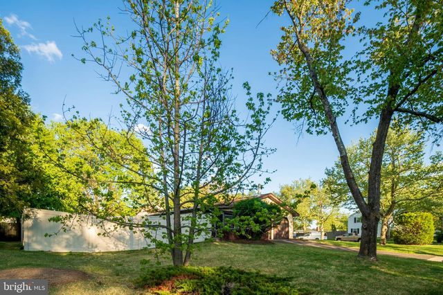 12200 WESTMONT LN, Bowie, MD 20715