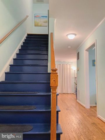 12 STONEWALL CT, Middleburg, VA 20117
