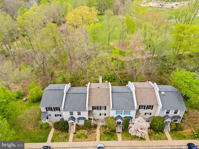12 STONEWALL CT, Middleburg, VA 20117
