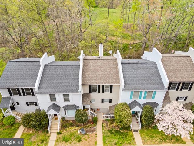 12 STONEWALL CT, Middleburg, VA 20117