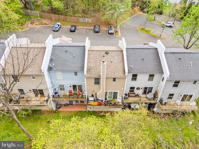 12 STONEWALL CT, Middleburg, VA 20117