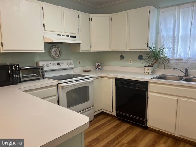 12 STONEWALL CT, Middleburg, VA 20117