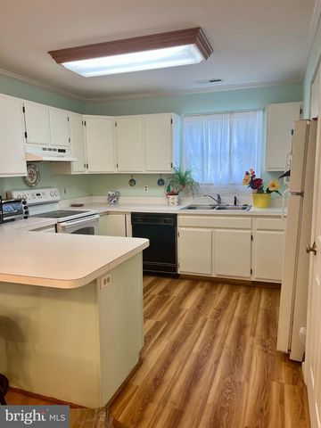 12 STONEWALL CT, Middleburg, VA 20117