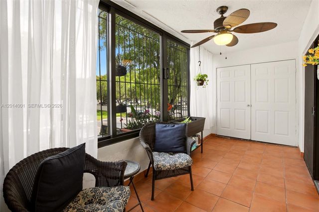 10833 NW 7th St 10-22, Miami, FL 33172