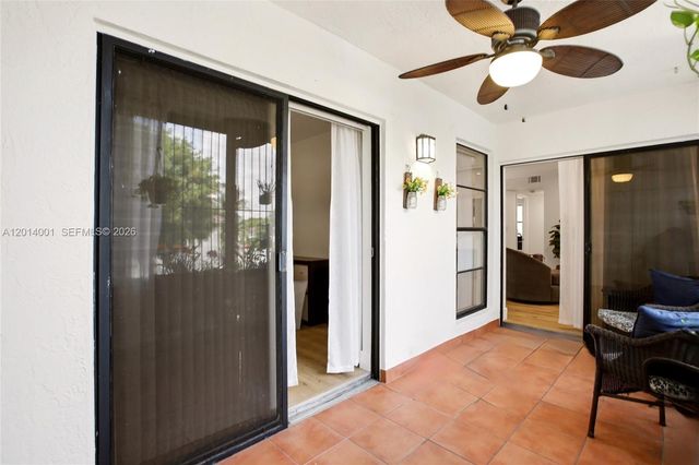 10833 NW 7th St 10-22, Miami, FL 33172
