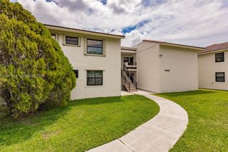 10833 NW 7th St 10-22, Miami, FL 33172