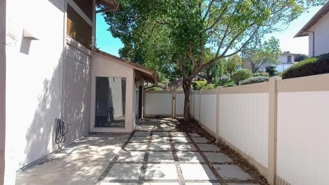 600 Sheffield Ct 23, Chula Vista, CA 91910