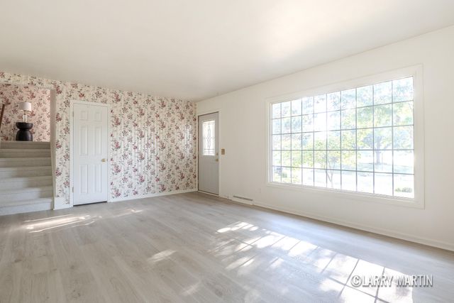 7107 Westwood Drive, Georgetown Twp, MI 49428