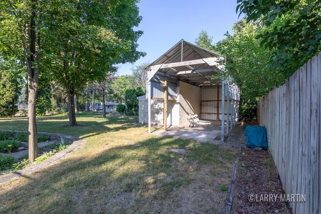 7107 Westwood Drive, Georgetown Twp, MI 49428