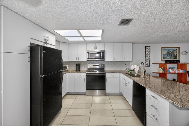 19725 GULF BOULEVARD 43, Indian Shores, FL 33785