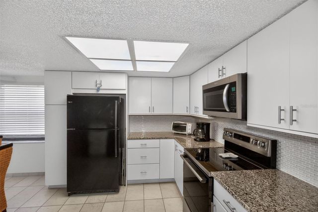 19725 GULF BOULEVARD 43, Indian Shores, FL 33785