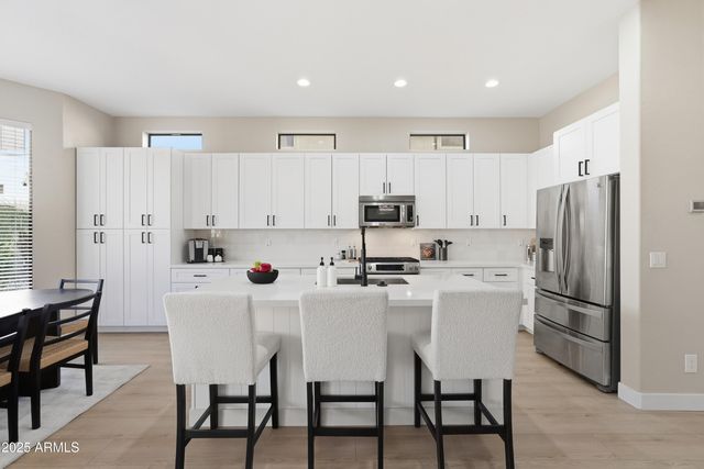 7252 E NANCE Street, Mesa, AZ 85207