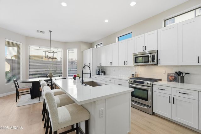 7252 E NANCE Street, Mesa, AZ 85207