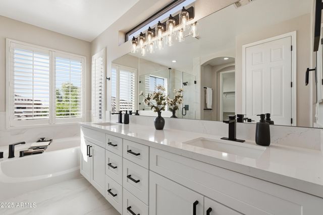 7252 E NANCE Street, Mesa, AZ 85207