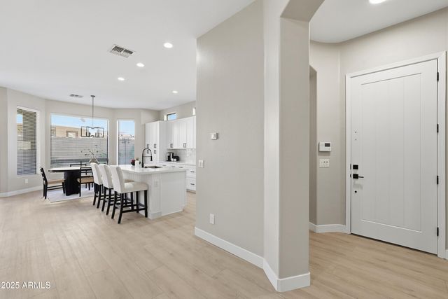 7252 E NANCE Street, Mesa, AZ 85207