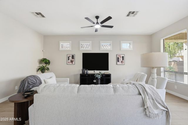 7252 E NANCE Street, Mesa, AZ 85207