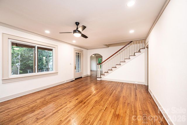 526 Kentwood Street SW, Lenoir, NC 28645