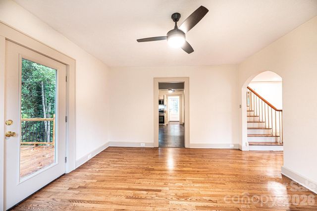 526 Kentwood Street SW, Lenoir, NC 28645