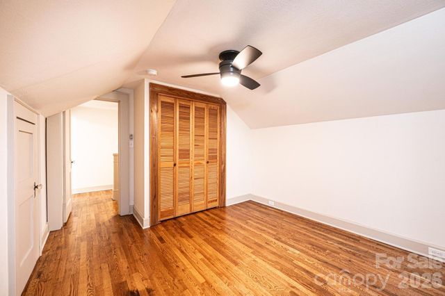526 Kentwood Street SW, Lenoir, NC 28645