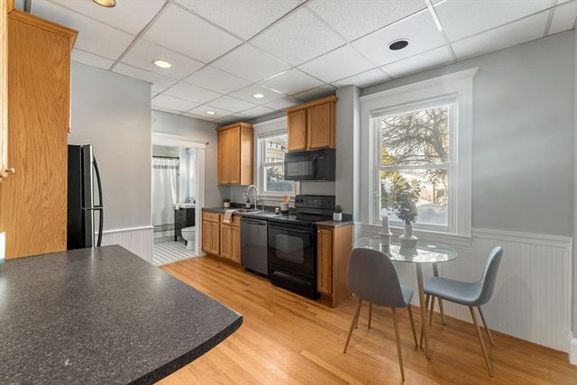 11 S Fairview 2R, Boston, MA 02131