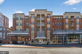309 HOLLAND LN #119, Alexandria, VA 22314